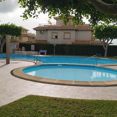 Апартаменти La Campana Dehesa de Campoamor  Екстер'єр фото