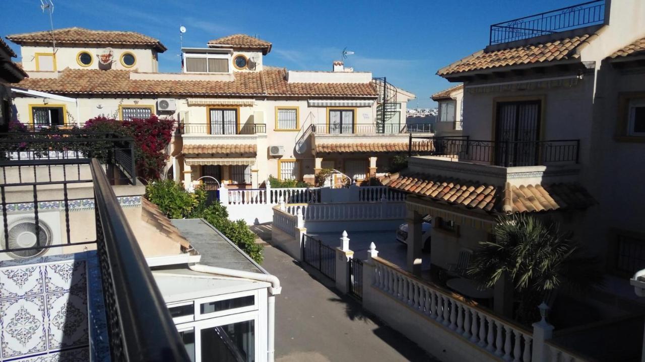 Апартаменти La Campana Dehesa de Campoamor  Екстер'єр фото