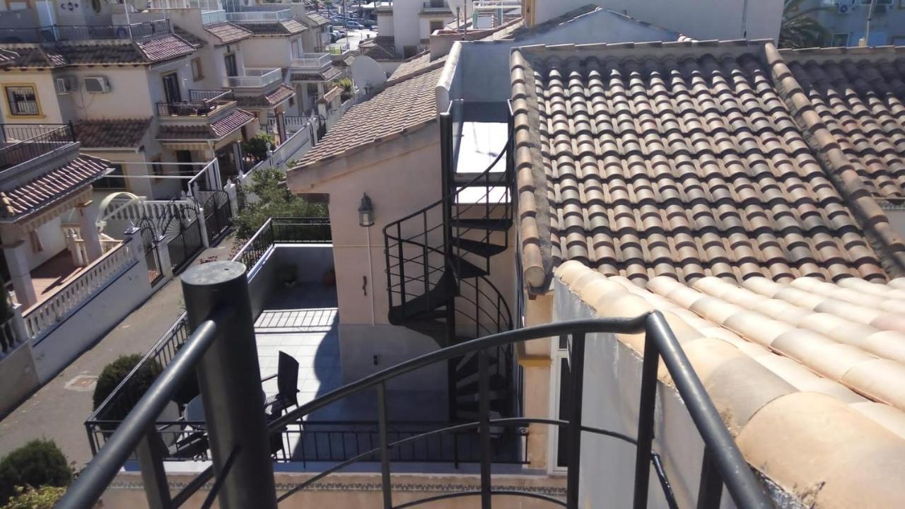 Апартаменти La Campana Dehesa de Campoamor  Екстер'єр фото